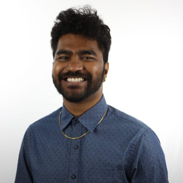 Vithurshan_Headshot - Vithurshan Suthakar